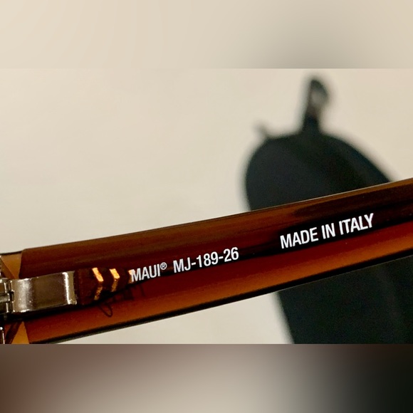 1990s Vintage Unisex Adult MAUI JIM Polished Sepia Brown Sunglasses w/ Zip Case - Picture 11 of 16